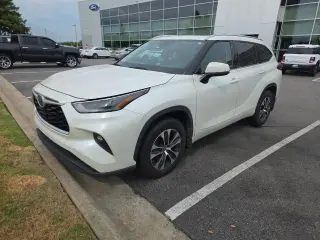 Toyota Highlander 2021 XLE 4p SUV