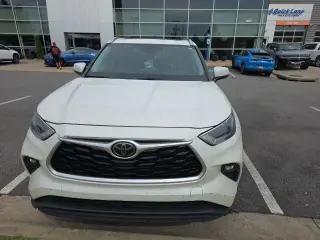 Toyota Highlander 2021 XLE 4p SUV