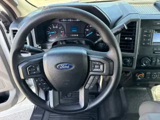 Ford F-350 Super Duty 2021 4x4 XL 4dr Crew Cab 6.8 ft. SB SRW Pickup