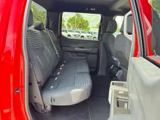 Ford F-150 2022 4x2 XL 4dr SuperCrew 5.5 ft. SB