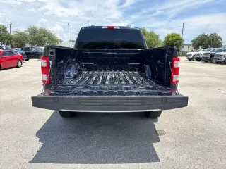 Ford F-150 2023 4x4 XL 4dr SuperCrew 5.5 ft. SB