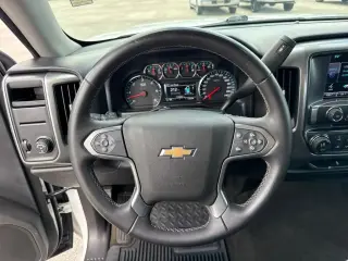 Chevrolet Silverado 1500 2015 4x2 LT 4p. Cabina de Tripulacion 5.8 pies CBH