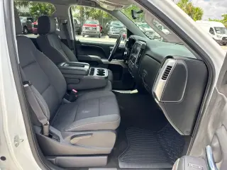 Chevrolet Silverado 1500 2015 4x2 LT 4p. Cabina de Tripulacion 5.8 pies CBH