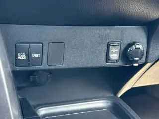Toyota RAV4 2018 LE 4p SUV