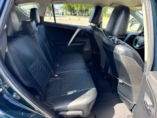 Toyota RAV4 2018 LE 4p SUV