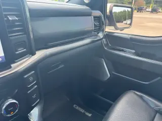 Ford F-150 2023 4x4 Lariat 4p SuperCrew 5.5 ft. SB