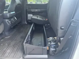 Ford F-150 2023 4x4 Lariat 4p SuperCrew 5.5 ft. SB