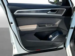 Volkswagen Atlas 2023 AWD V6 SEL Premium R-Line 4Motion 4p SUV