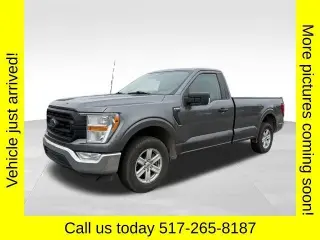 Ford F-150 2022 4x2 XL 2p Cabina Estándar 6.5 pies ST