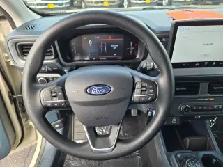 Ford Maverick 2025 XL 4dr SuperCrew 4.5 ft. SB