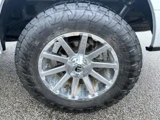 Ford F-150 2019 4x4 XLT 4dr SuperCrew 5.5 ft. SB