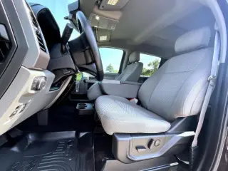 Ford F-150 2019 4x4 XLT 4p SuperCrew 5.5 ft. SB