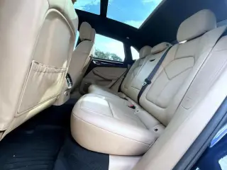 Porsche Macan 2019 AWD S 4p SUV