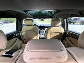 Porsche Macan 2019 AWD S 4p SUV