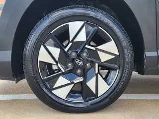 Hyundai KONA 2024 SEL 4p Crossover