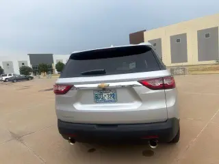 Chevrolet Traverse 2020 LS 4p SUV con 1LS