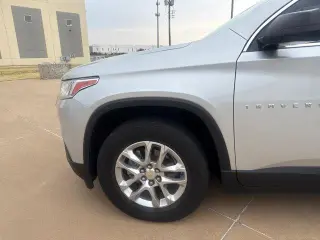 Chevrolet Traverse 2020 LS 4p SUV con 1LS