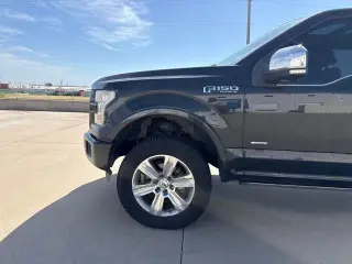 Ford F-150 2015 4x4 Platinum 4dr SuperCrew 5.5 ft. SB