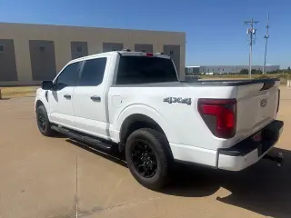 Ford F-150 2025 4x4 STX 4p SuperCrew 5.8 ft. CA