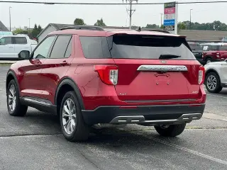 Ford Explorer 2023 AWD XLT SUV 4p.