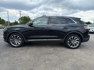 Lincoln Nautilus 2023 AWD Reserve 4dr SUV