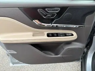 Lincoln Corsair 2023 AWD Standard 4p SUV