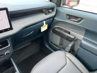 Ford Maverick 2026 AWD Lariat 4dr SuperCrew 4.5 ft. SB
