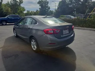 Chevrolet Cruze 2018 LT Auto 4p Sedan