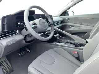 Hyundai ELANTRA 2026 SEL Sport 4dr Sedan