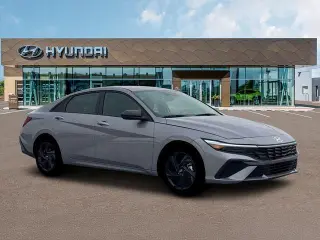 Hyundai ELANTRA 2026 SEL Sport 4dr Sedan