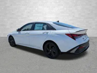 Hyundai ELANTRA 2026 SEL Sport 4p Sedan