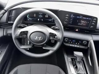 Hyundai ELANTRA 2026 SEL Sport 4p Sedan