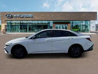 Hyundai ELANTRA 2026 SEL Sport 4p Sedan