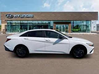 Hyundai ELANTRA 2026 SEL Sport 4p Sedan