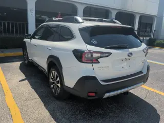 Subaru Outback 2023 AWD Touring 4p Crossover