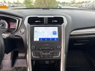 Ford Fusion 2020 AWD SE 4p Sedan