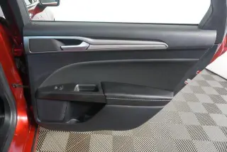 Ford Fusion 2020 AWD SE 4p Sedan