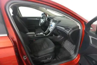 Ford Fusion 2020 AWD SE 4p Sedan