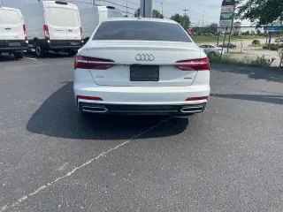 Audi A6 2019 AWD quattro Premium Plus 55 TFSI 4p Sedan