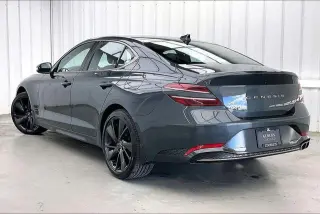Genesis G70 2023 2.0T 4p Sedan