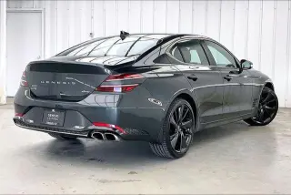 Genesis G70 2023 2.0T 4p Sedan