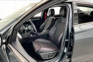 Genesis G70 2023 2.0T 4p Sedan