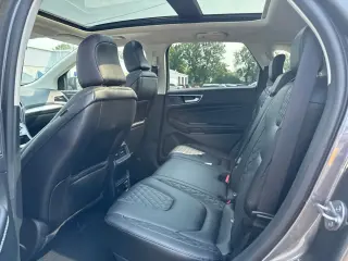 Ford Edge 2023 AWD Titanium 4dr Crossover