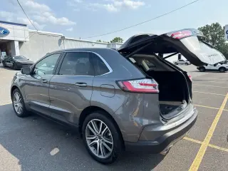 Ford Edge 2023 AWD Titanium 4dr Crossover