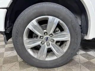 Ford F-150 2020 4x4 Platinum 4dr SuperCrew 5.5 ft. SB