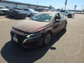 Nissan Altima 2025 2.5 SV 4dr Sedán