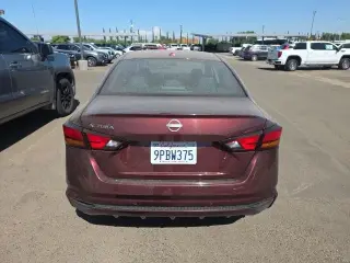 Nissan Altima 2025 2.5 SV 4dr Sedán