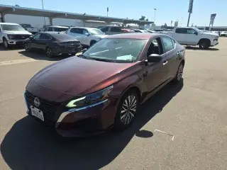 Nissan Altima 2025 2.5 SV 4p Sedan