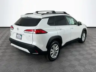 Toyota Corolla Cross 2023 LE 4p Crossover