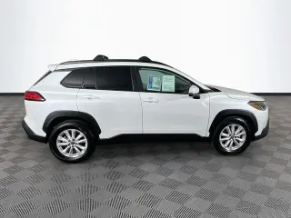Toyota Corolla Cross 2023 LE 4p Crossover